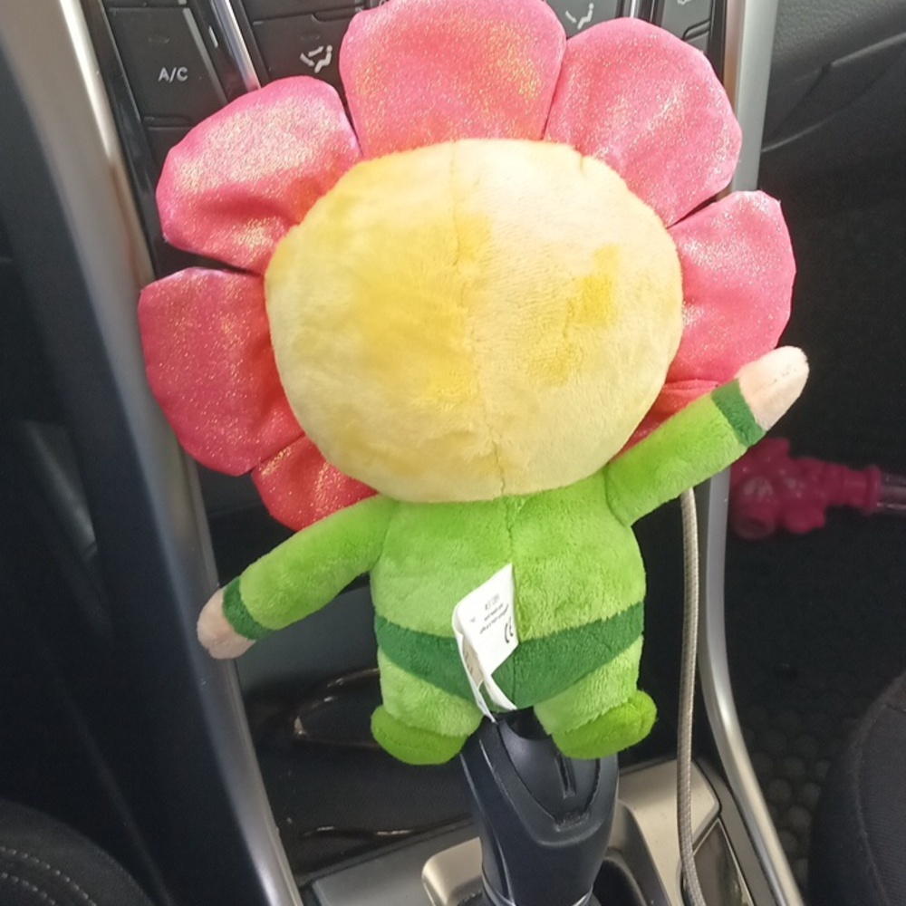 Wonder Park Flower Clean Excellent Condition - Picture 2 of 5